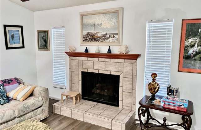 Furnished Seasonal Rental Gallery 4