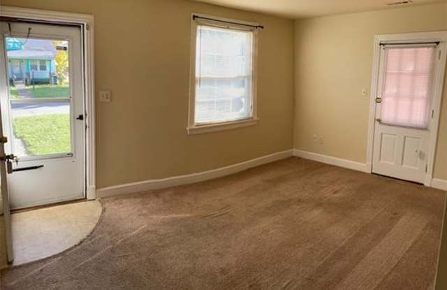 2204 Farrand Street Gallery 3
