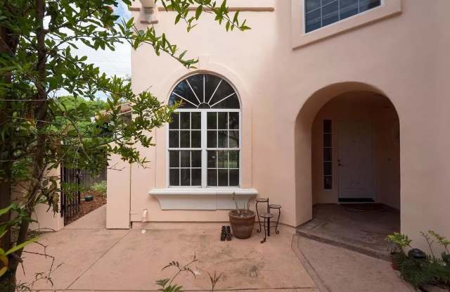 Open House Friday June 7th from 12-1! - 1299 Cuernavaca Circulo, Mountain View, CA 94040