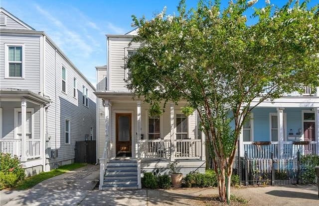 2619 ST THOMAS Street - 2619 Saint Thomas Street, New Orleans, LA 70130