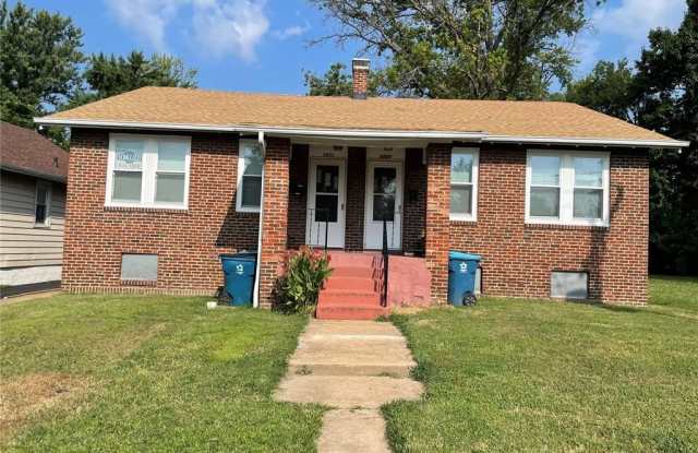 5823 Hamilton Avenue photos photos