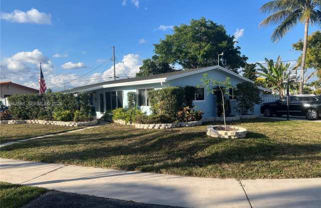 8801 SW 42nd St photos photos