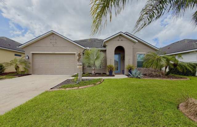 Beautiful Port Orange 4 Bedroom 2 Bathroom Pool Home photos photos