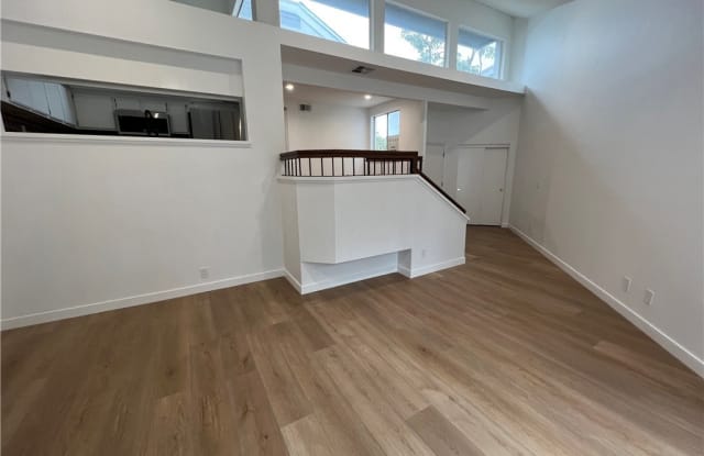 747 Schenley Bay - 747 Schenley Bay, Costa Mesa, CA 92626