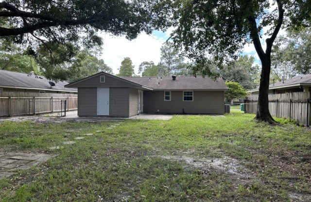 Cozy 3 BR 1-1/2 Bath Home Gallery 3