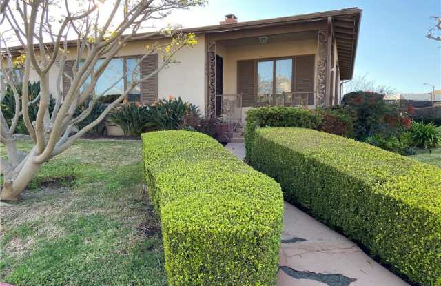 286 Evening Canyon Road - 286 Evening Canyon Road, Newport Beach, CA 92625