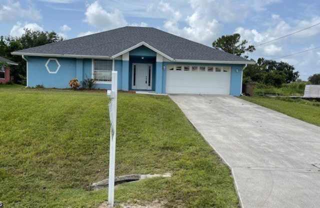 2803 8th Street W Gallery 1