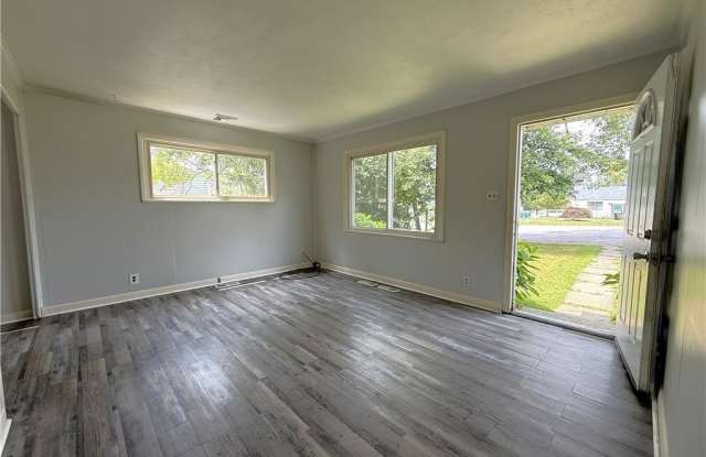 15 Buck Road Gallery 1