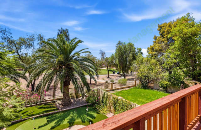 Remodeled Alta Mesa Golf Course Home with Private Balcony and Putting Green Gallery 4