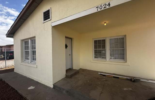 7024 Fourth Avenue photos photos