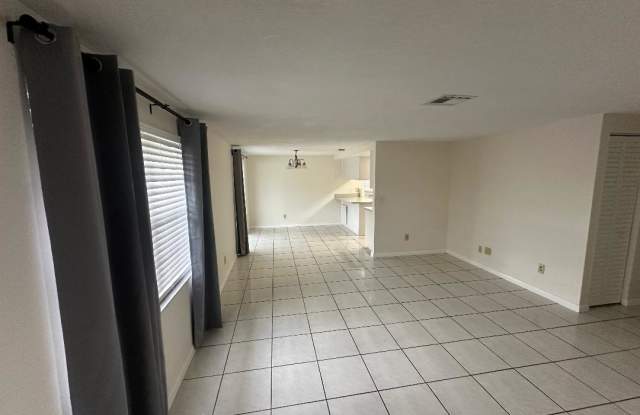 7019 Monterron Lane Gallery 2