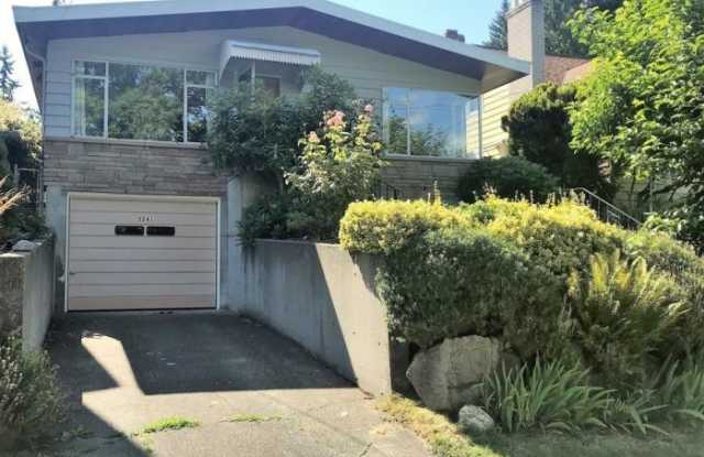 5241 38th Avenue NE - 5241 38th Avenue Northeast, Seattle, WA 98105