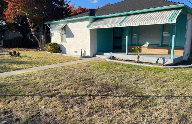 Great 4 bedroom 2 bath home photos photos