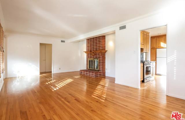 5708 SIMPSON Avenue Gallery 4