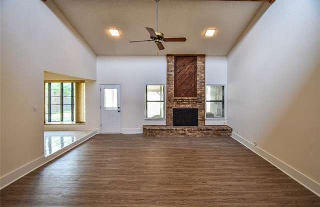 121 Haywood Drive Gallery 2