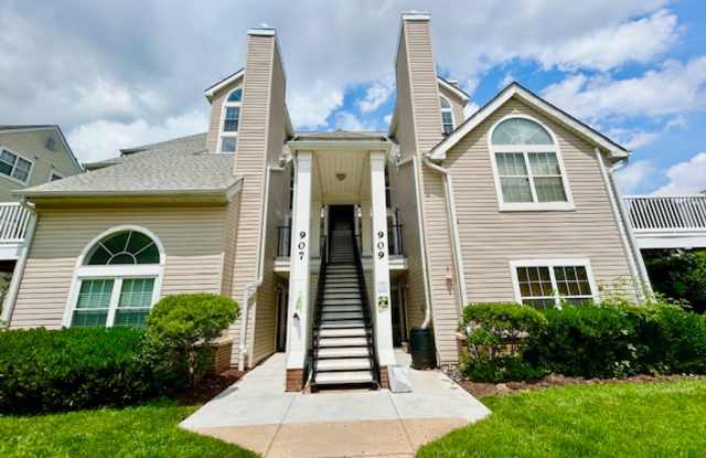 Beautiful 2-Level top floor condo close to community amenities. photos photos