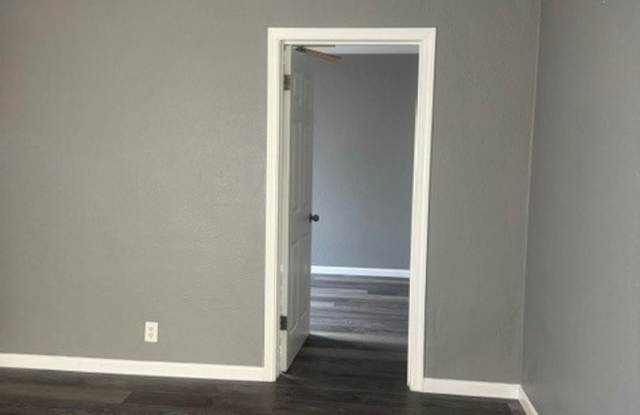 Cozy 1bd/1bth Apartment Available! Gallery 3