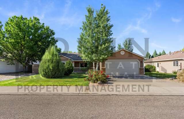 668 Garnet Drive photos photos