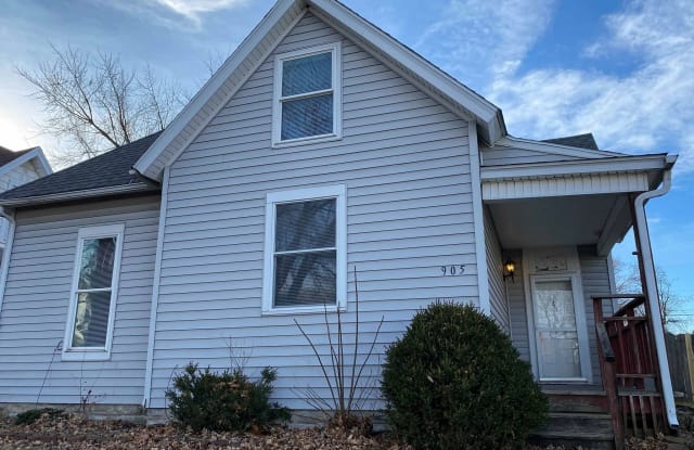 905 S Buckeye St - 905 South Buckeye Street, Kokomo, IN 46901