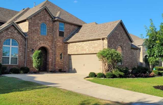 220 Evening Sun Drive Gallery 1