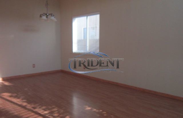 Large 4 bedroom, 3 bath house Gallery 4