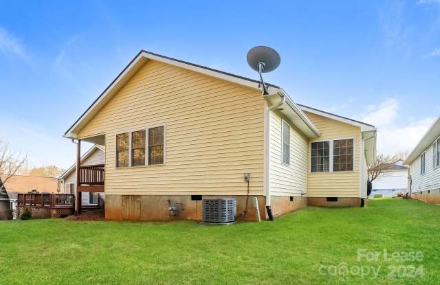 110 Creeks End Circle Gallery 2