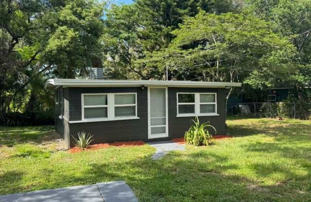 A-B 310 Mosley Rd, Lake Alfred Fl 33850 - 310 Mosley Road, Polk County, FL 33850