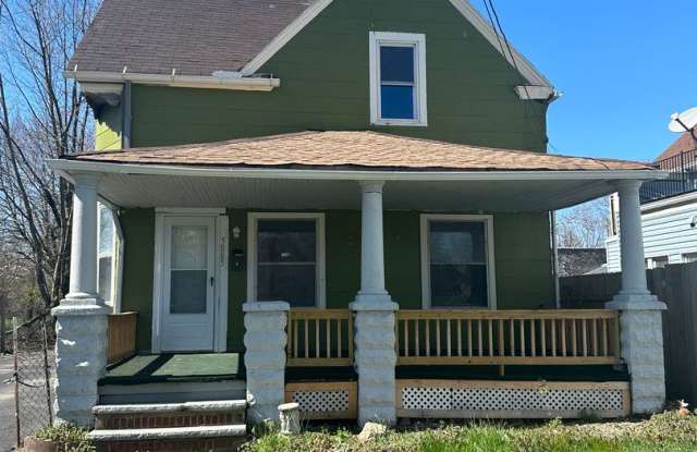 3bd Single Broadway/E. 55th St. Cash Pay photos photos