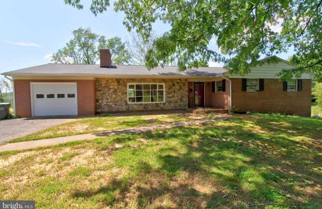 1107 OAKLAWN DR - 1107 Oaklawn Drive, Culpeper, VA 22701