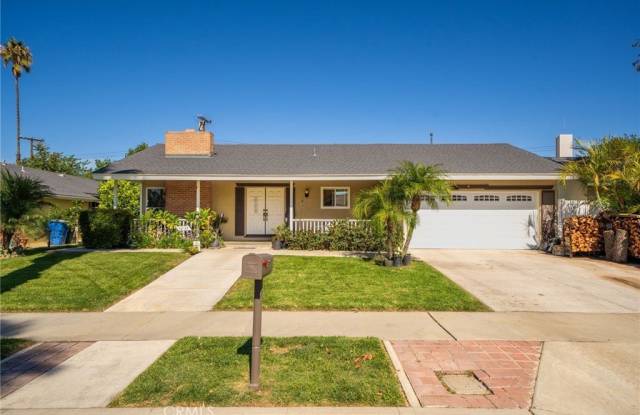 5035 Carlingford Avenue photos photos