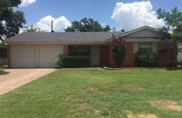2017 Yorktown Drive - 2017 Yorktown Drive, Abilene, TX 79603
