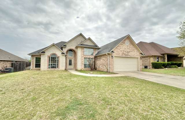 Viewable August 15th!  Pets Accepted! photos photos
