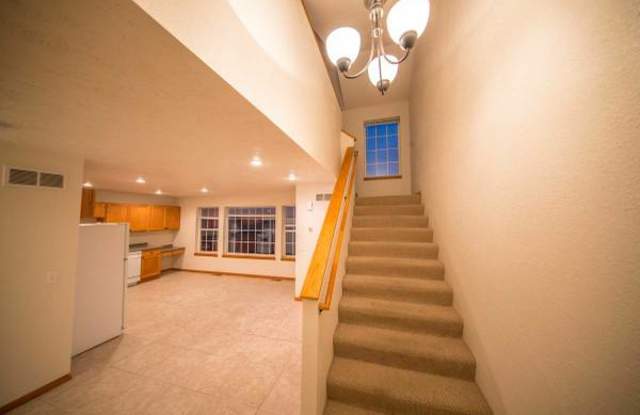 100 Cedar Path Gallery 2
