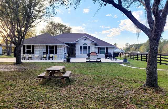 906 COUNTY ROAD 217 Gallery 1