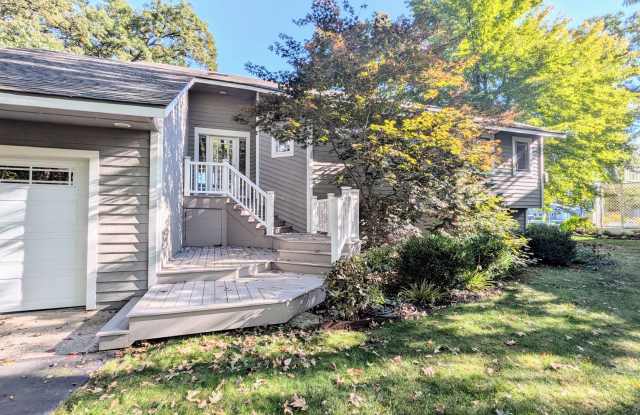 Three Bedroom Home on Austin Lake Gallery 3