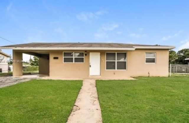 766 NW 35th Ave - 766 Northwest 35th Avenue, Lauderhill, FL 33311