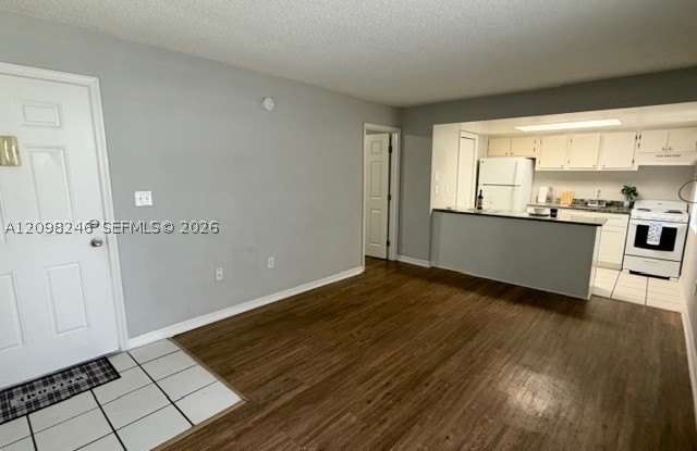 6051 Winegard Rd Gallery 4