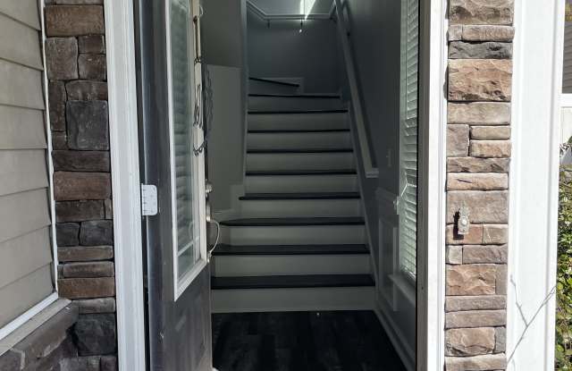 320 Summer Hill Way photos photos