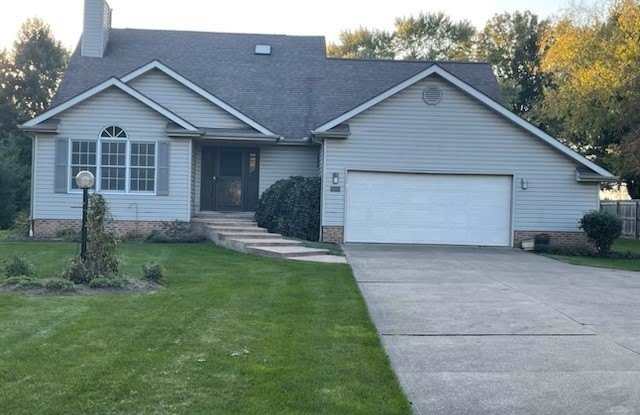 6235 Beverly Avenue NE photos photos