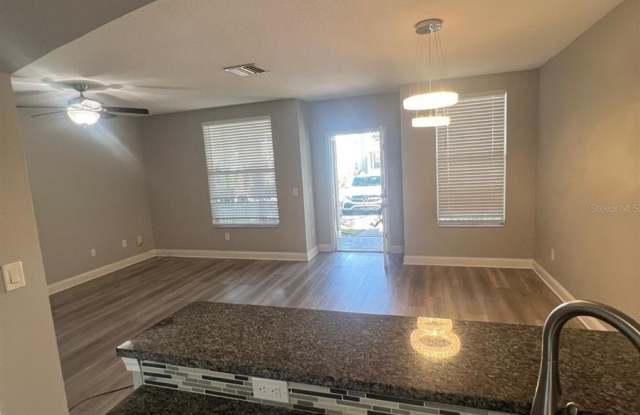 1547 DEER TREE LANE Gallery 3