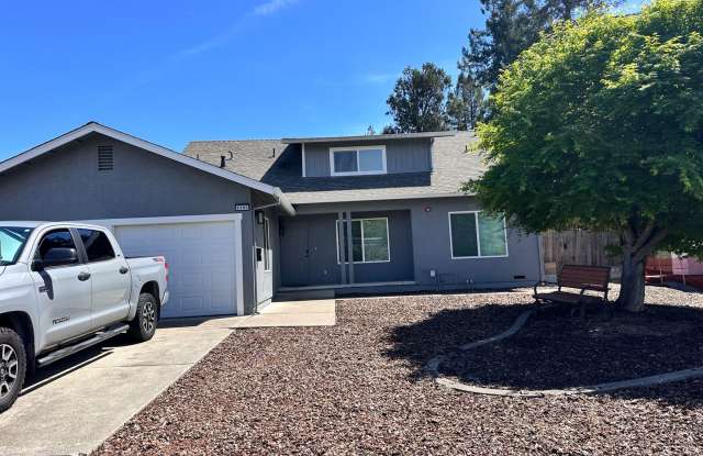 6 bedroom/ 2.5 bath in Rohnert Park photos photos