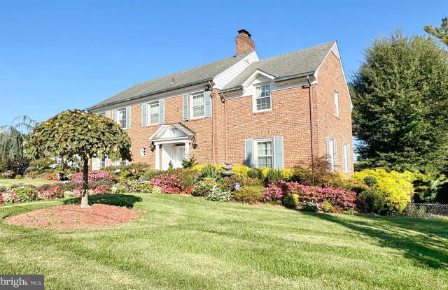 513 CATHEDRAL Drive photos photos