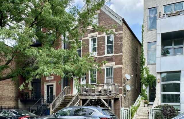 2341 Leavitt photos photos 2341 Leavitt photos photos