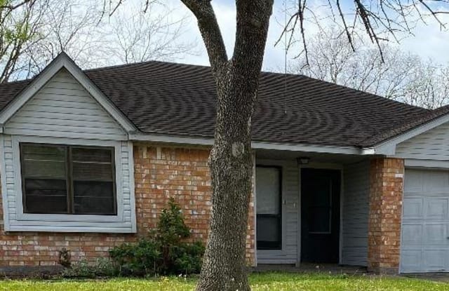 10034 Winding Trail Road - 10034 Winding Trail Road, La Porte, TX 77571