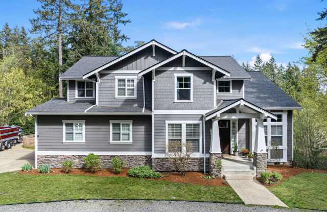 Custom Craftsman Estate on 1.5+ Sun-drenched Acres photos photos