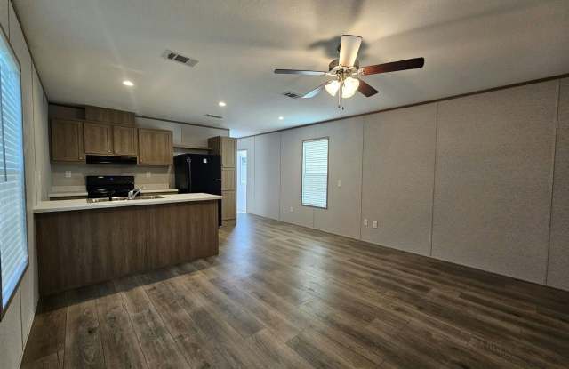 551 James Court Gallery 2