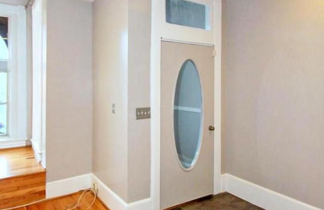 236 P STREET NW Gallery 4