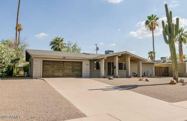 2611 E CHERYL Drive photos photos