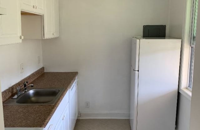 3400 Glenn Drive Gallery 3