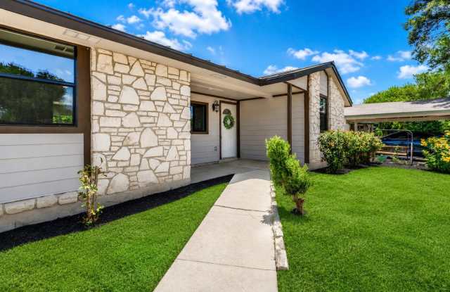 504 Willow Dr Gallery 3